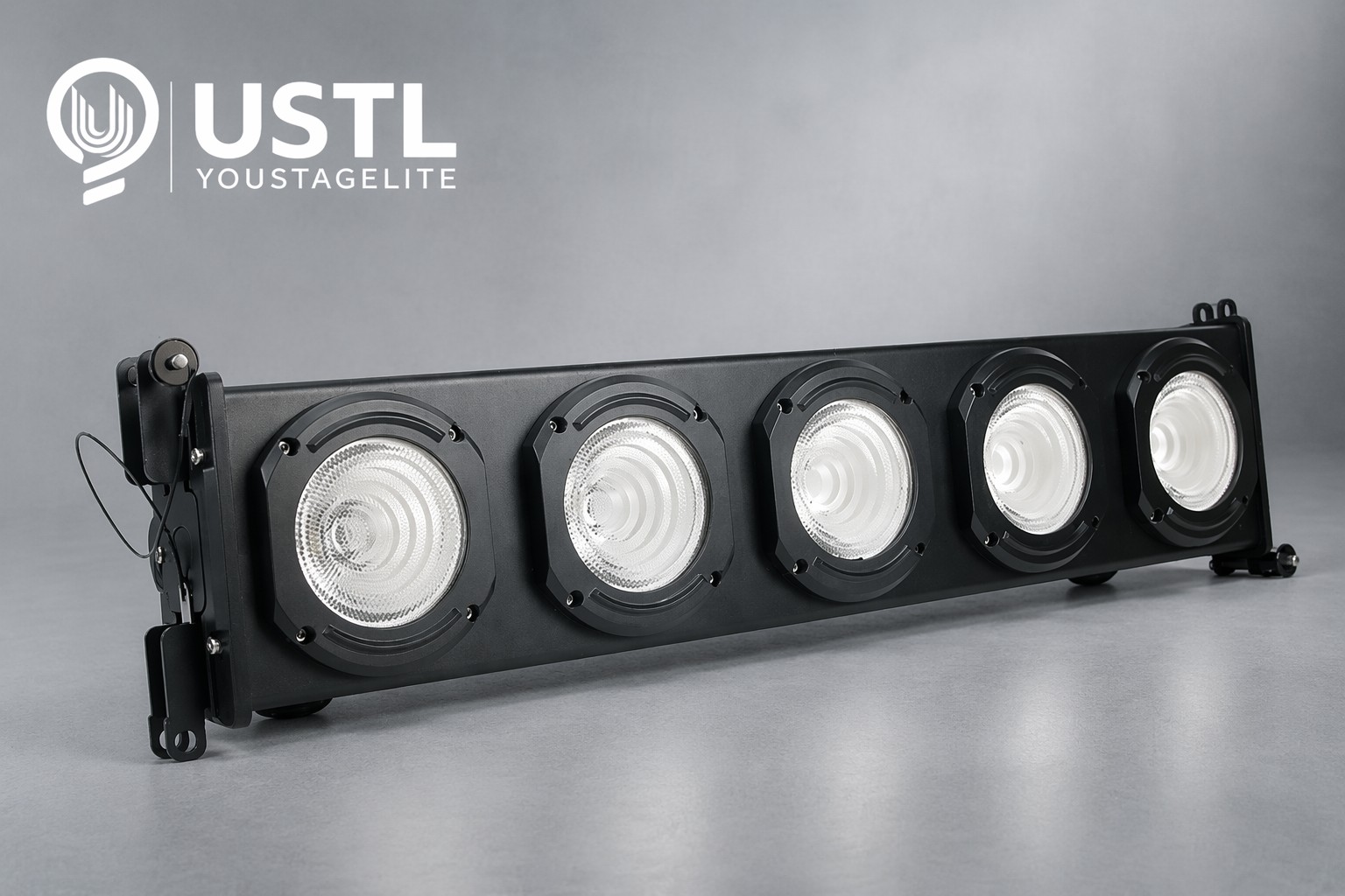 USTL-LM520 IP65 5 Eye Matrix Light product display